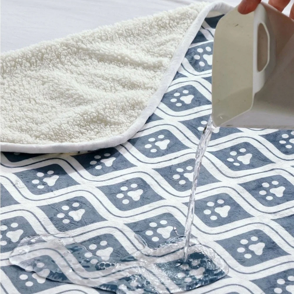 Advanced Water Resistant Pets Print Comfort Throw, 60